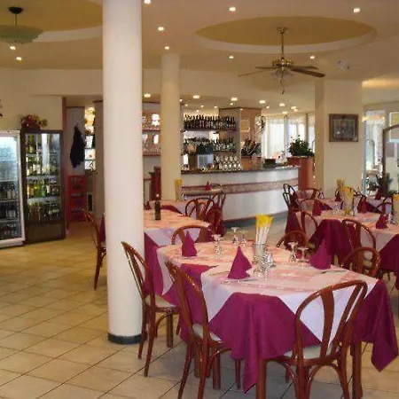 Ξενοδοχείο Cavallino 3*